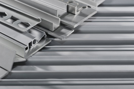 Aluminium-Profilleisten