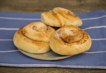 Cinnamon buns