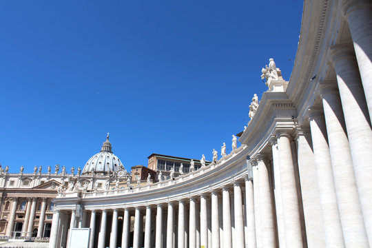 Fototapeta Rome / Le Vatican - Colonnade Place Saint-Pierre