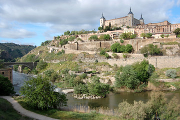 Fototapeta na wymiar Alcazar in Toledo