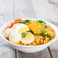 Instant noodles