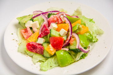 vegetable salad with cheese
