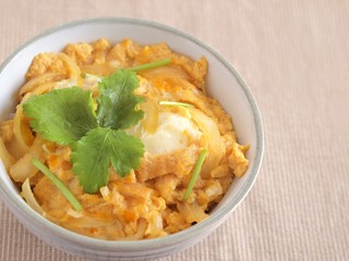 たまご丼