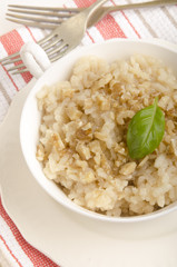 risotto rice with walnut and basil