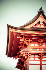 Fototapeta na wymiar Front gate at Kiyomizu-dera Temple in Kyoto, Japan.