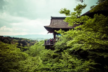 Gardinen Kiyomizu Dera buddhist temple in Kyoto, Japan © Curioso.Photography