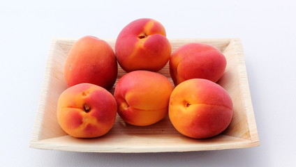 Plateau d'abricots