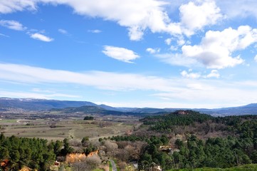 Fototapeta na wymiar Roussillon, Vaucluse