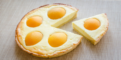 Peach tart