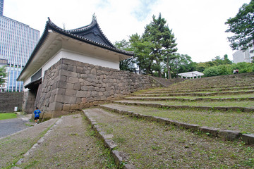 Fototapeta na wymiar 江戸城の清水門と石段