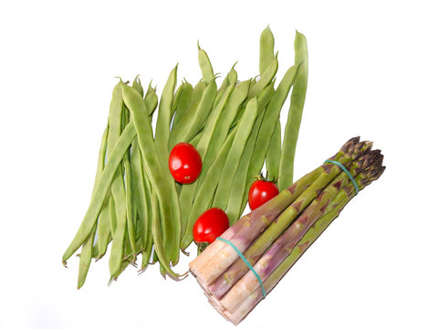 asparagi fagiolini e pomodori