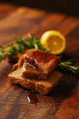 Rye bread on cutting board