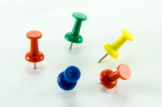 Colored Thumbtacks to remember things to do