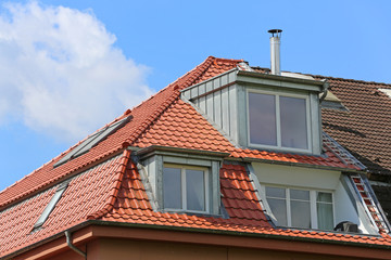 Dachgauben auf saniertem Endreihenhaus