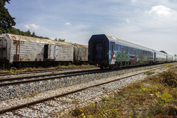 Obraz premium Train on abandoned railway