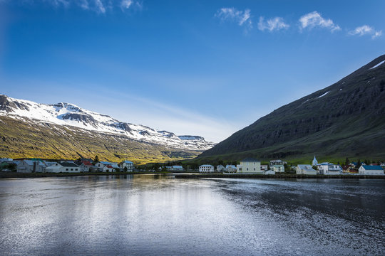 Icelandic village: Seydisfjordur
