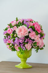 Naklejka na ściany i meble Bouquet in vase