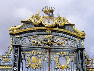 Porte d'entrée d'un jardin à Bordeaux