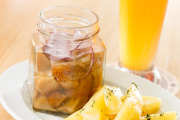 potatoes with herring