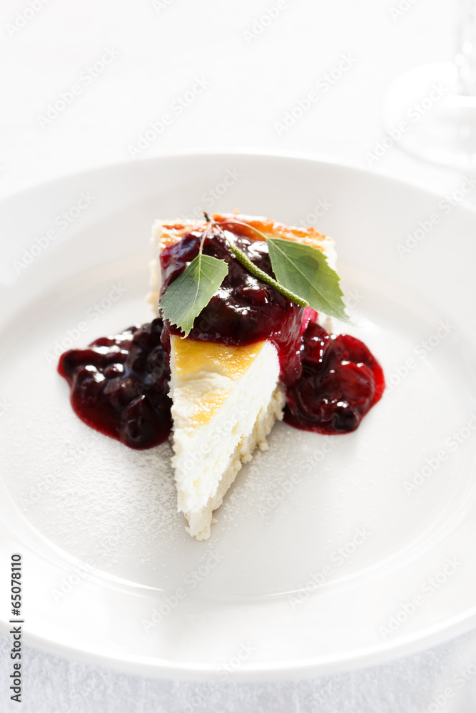 Wall mural cheesecake with jam