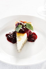 cheesecake with jam