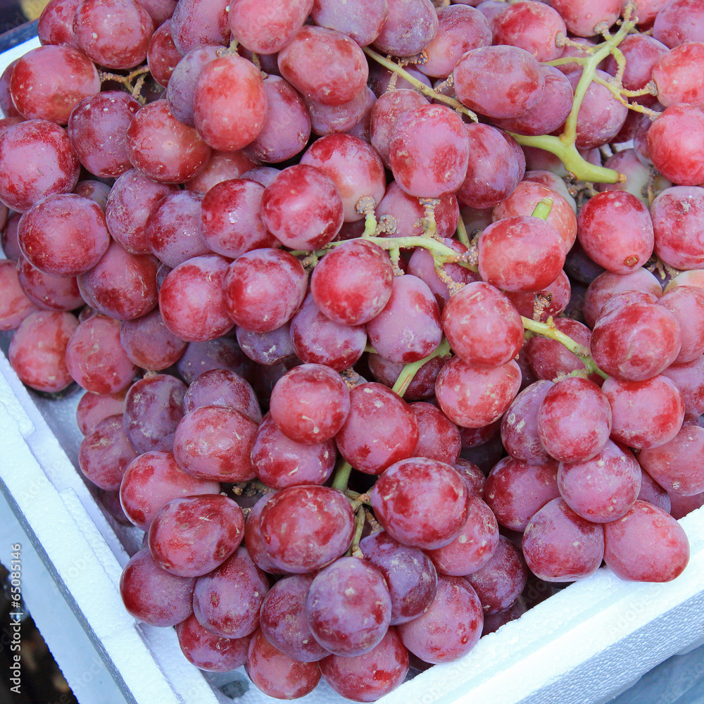 Wall mural Seedless Red Grapes