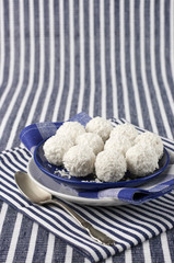Coconut candies
