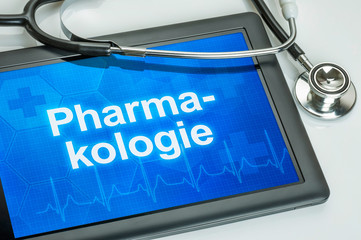 Tablet mit dem Fachgebiet Pharmakologie auf dem Display