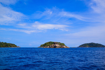 Fototapeta na wymiar Tropical crystal clear sea, Similan islands, Andaman, Thailand