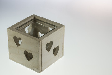 Scatola di cuori in legno