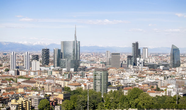 Vista panoramica della citt&agrave; di Milano