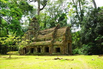 Fototapeta na wymiar Ruin of Angkor Temple in Cambodia