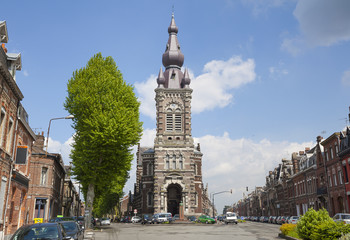 Fototapeta na wymiar Church od Saint Michael in Valenciennes