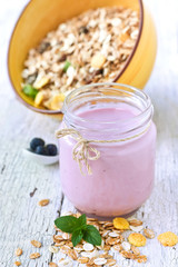 Muesli and yogurt