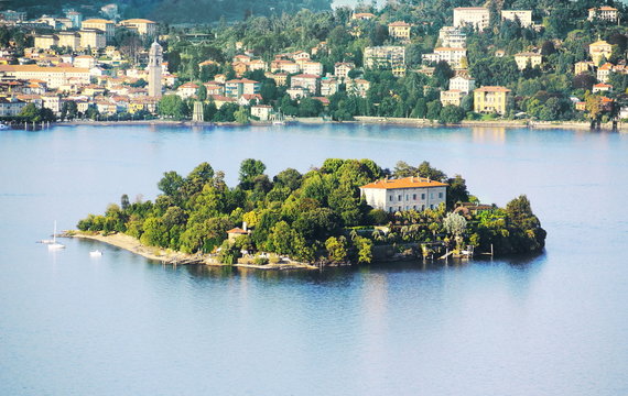 L'&icirc;le M&egrave;re sur le Lac Majeur