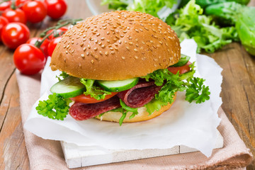Sandwich with ham and vegetables