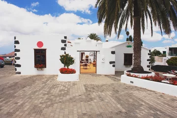 Kissenbezug Yaiza, traditional architecture of Lanzarote © milda79