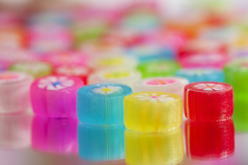 日本のカラフルな可愛い飴