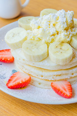 Pancake strawberry banana