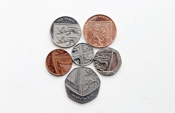 The Royal Shield of Coins of the pound sterling