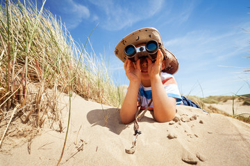 Child explorer at the beach
