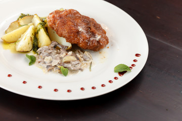 cutlet with potatoes