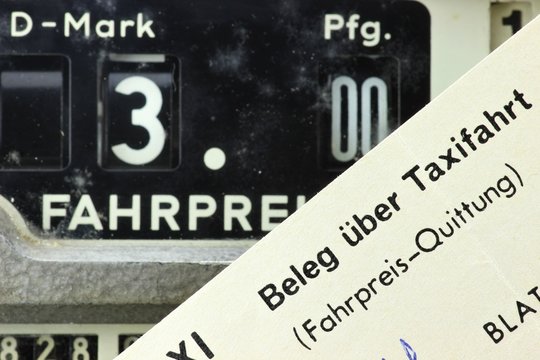 Taxiquittung vor Taxameter