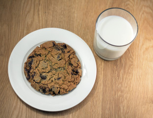Chocolate chip cookie and milk