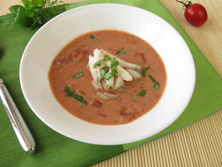 Tomatencremesuppe und mit Fisch