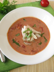 Tomatencremesuppe und mit Fisch