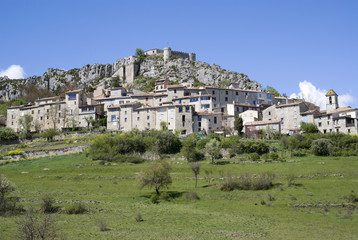 Fototapeta na wymiar Trigance - Provencal medieval village