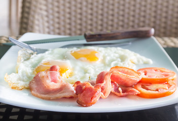 Breakfast with egg and bacon