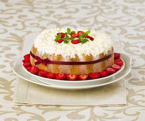 Summer fruit cake tiramisu