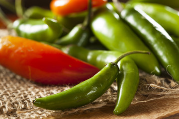 Organic Green Spicy Serrano Peppers